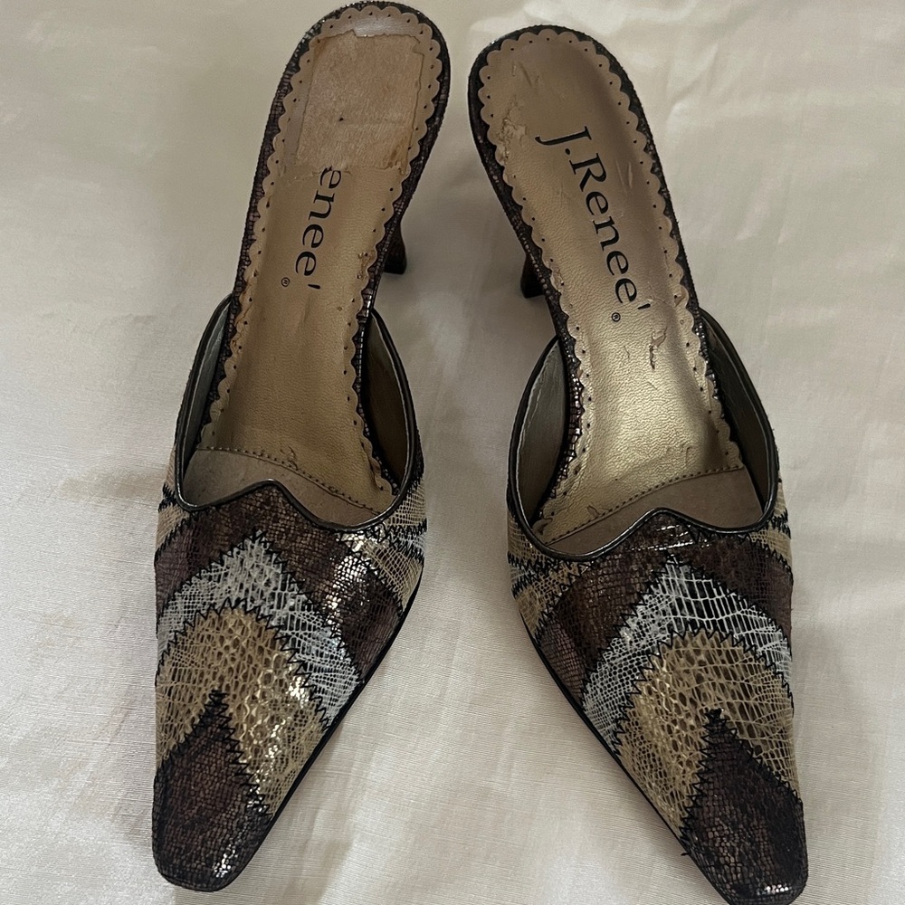 J.Renee Brown and Gold Patterned Heels. Retro Metallic Mule
